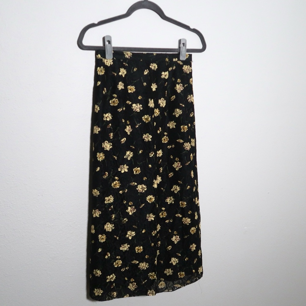 Y2K 90s Vintage Black Lace Midi Skirt with Yellow Floral Accents